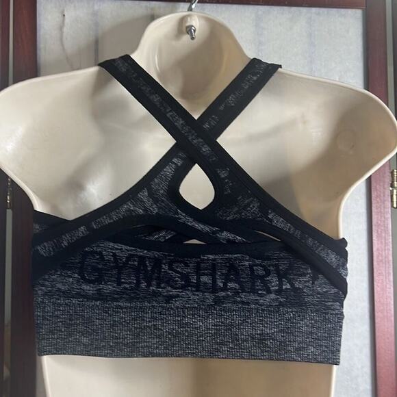 GYMSHARK‎ SPORTS ATHLETIC TOP SIZE XS - Picture 2 of 3